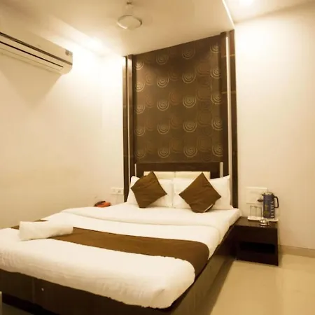Satellite Hotel Mumbai