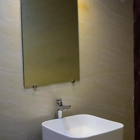 Gateway Suites * Mumbai