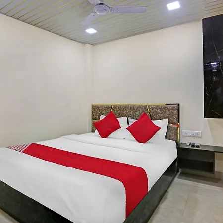 Oyo 85137 Hotel Indigo Inn Hotel