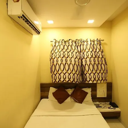 Collection O Airport Metro Andheri East Hotel