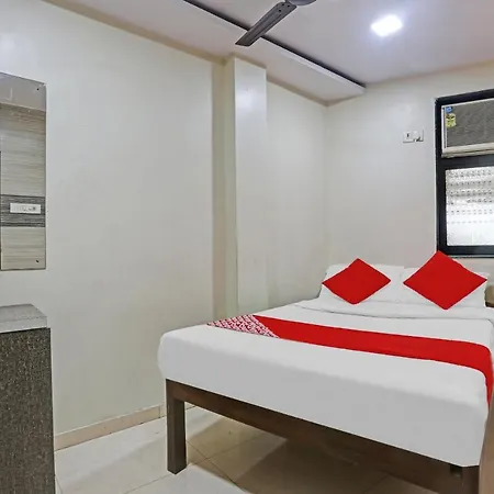 Hotel Oyo 84398 Maroshi Residency Mumbai