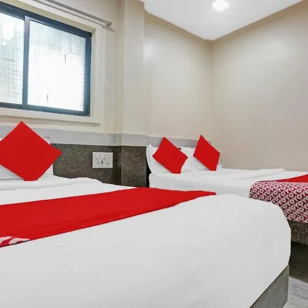 Hotel Oyo 84398 Maroshi Residency