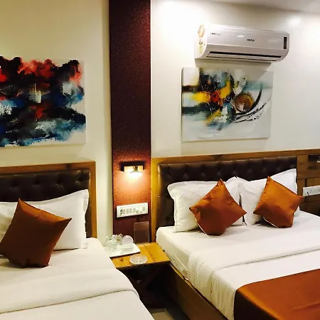 Grandeur-near International Airport Hotel