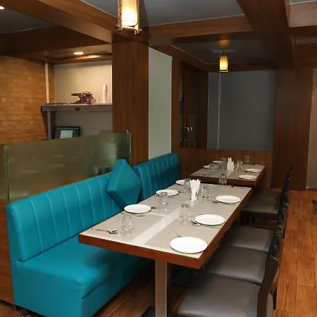 Hotel Risshi Residency