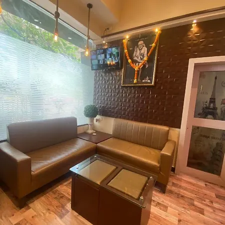 Hotel Garden Creek Residency - Near To International Airport