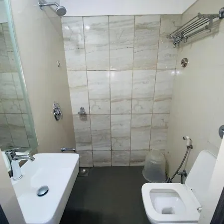 Hotel Kalpana Elite 3*