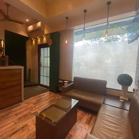 Garden Creek Residency - Near To International Airport 3*