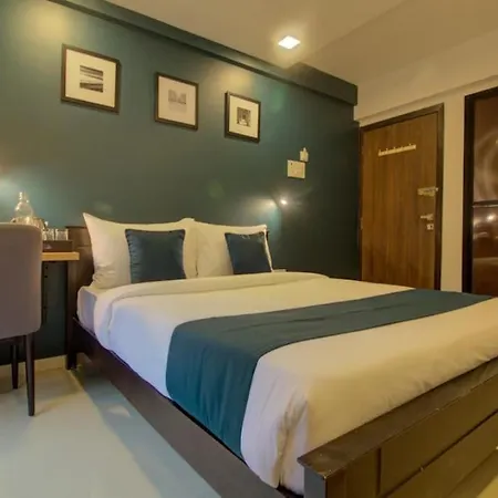 Hotel Om Sai Residency * Mumbai