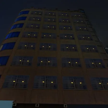 Hotel Treebo Trend The Pacific 3*
