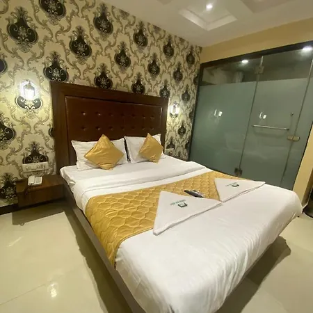 Hotel Garden Creek Residency - Near To International Airport 3*