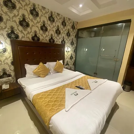 Garden Creek Residency - Near To International Airport Hotel 3*