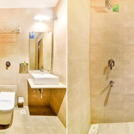Fabhotel Ascot International Ii Hotel