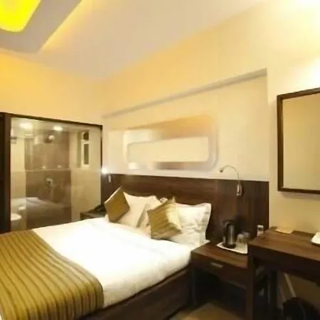 Hotel Plaza Mumbai