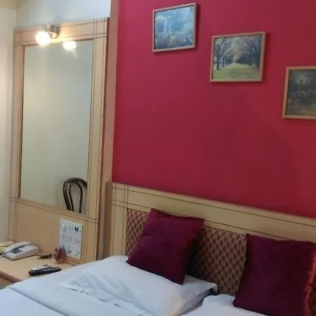 Treebo Cruz Royale Santacruz West Hotel Mumbai