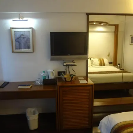 Midtown Pritam Hotel