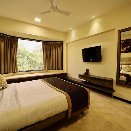 Hotel Executive Enclave