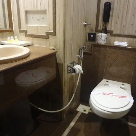 Midtown Pritam 3*