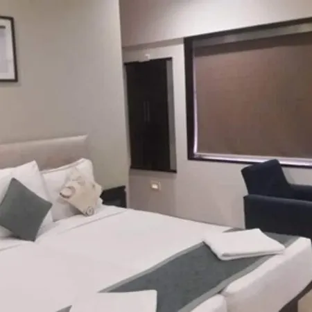 Le Grande - International Airport 3*
