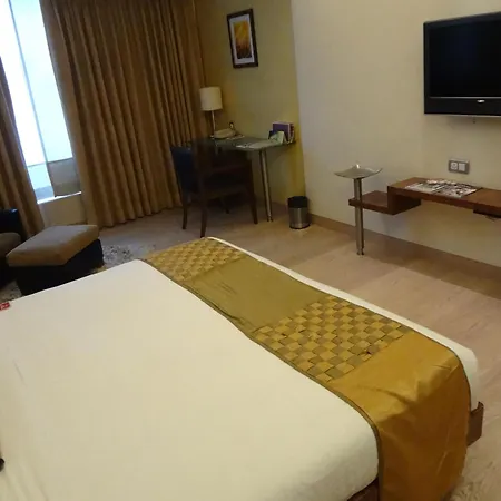 Mirage Hotel, International Airport 4* Mumbai
