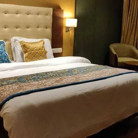 The Caliph Hotel, Near Powai Hotel Mumbai