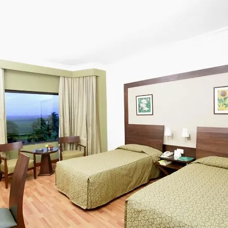 Hotel The Retreat & Convention Centre Mumbai