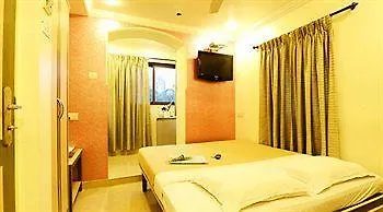 Palace 2* Mumbai