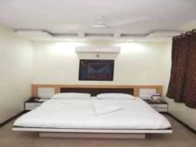 Apple Guest house Mumbai