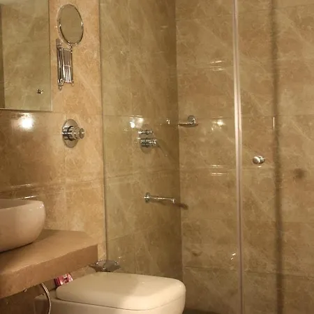 Maxx Value Hospitality 3*