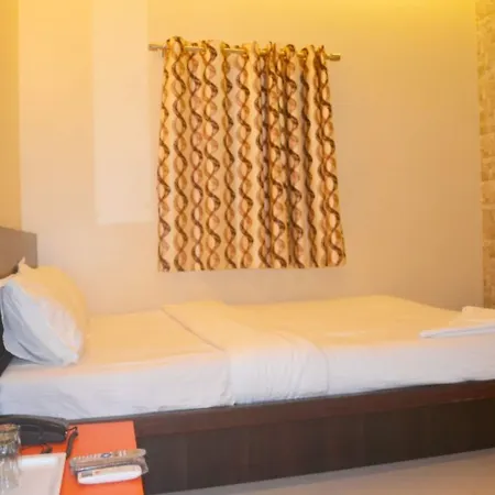 Collection O Airport Metro Andheri East Hotel Mumbai