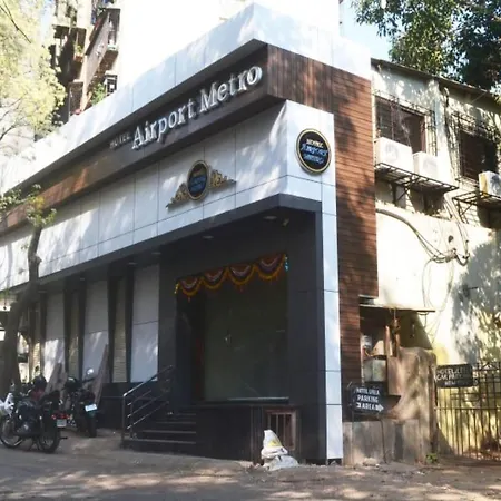 Hotel Collection O Airport Metro Andheri East
