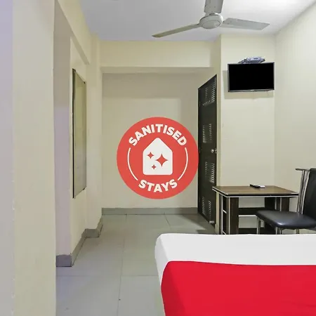 Oyo 85835 Saachi Hotel Mumbai