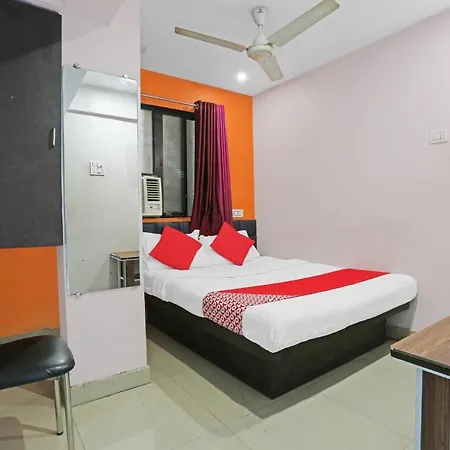 Hotel Oyo 85835 Saachi 3*