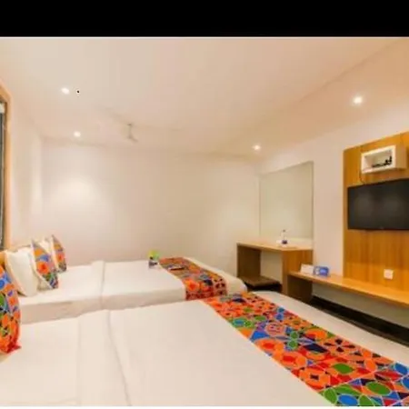Hotel Royal Oak Navi Mumbai-Stz 1002