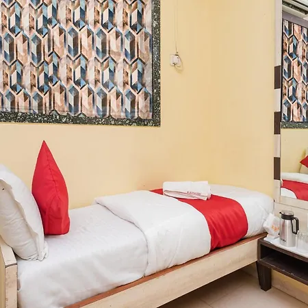 Hotel Al Moazin Mumbai