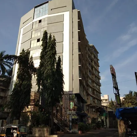 Hotel Kings International Juhu 3*