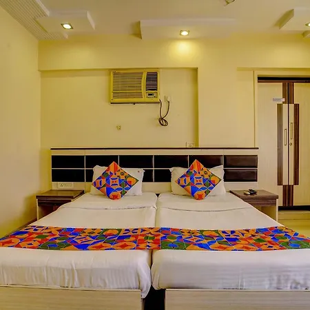 Collection O 81162 Whitefield Hotel