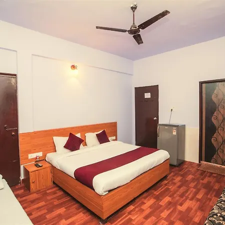 Hotel Kishish Kunj Hotel 3*