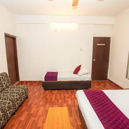Hotel Kishish Kunj Hotel 3*
