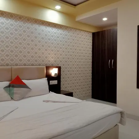 Hotel Galaxy Comforts - Near Mumbai International Airport Mumbai