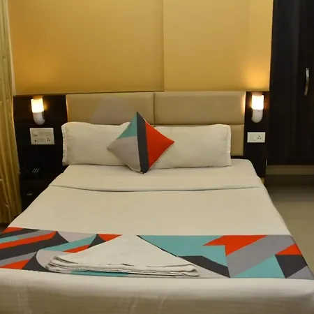 Hotel Hotel Galaxy Comforts - Near Mumbai International Airport