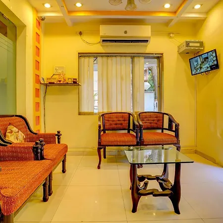 Hotel Collection O 81162 Whitefield