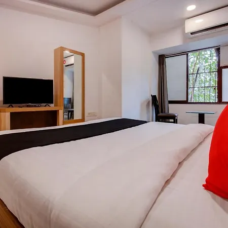 Capital O 77295 Bansidhar Bhuvan Hotel Mumbai