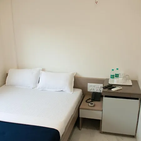 City Hotel 2* Mumbai