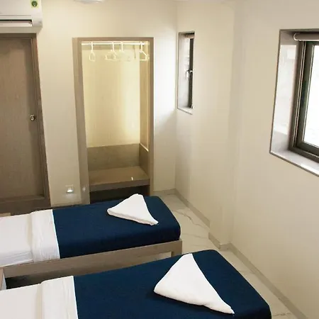 Hotel City Hotel 2*