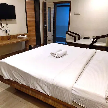 Hotel Praveen Mumbai