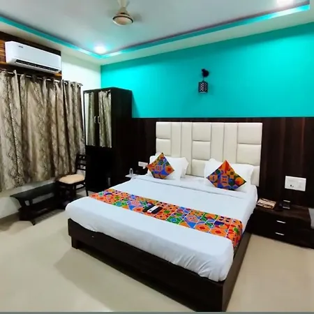 Adore Palace Lodge Mumbai