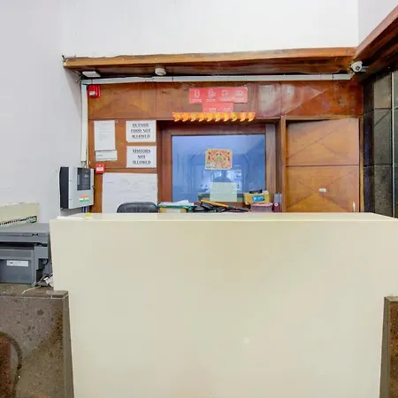 Capital O 77295 Bansidhar Bhuvan 3* Mumbai