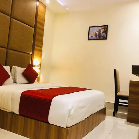 Hotel Universal Garden - Near Barc, Chembur Mumbai