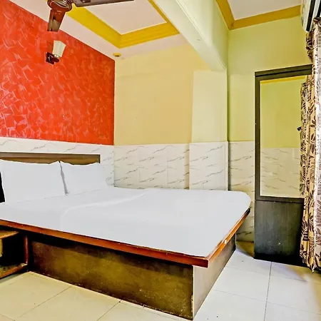 Oyo 44090 Classic Residency Hotel Mumbai
