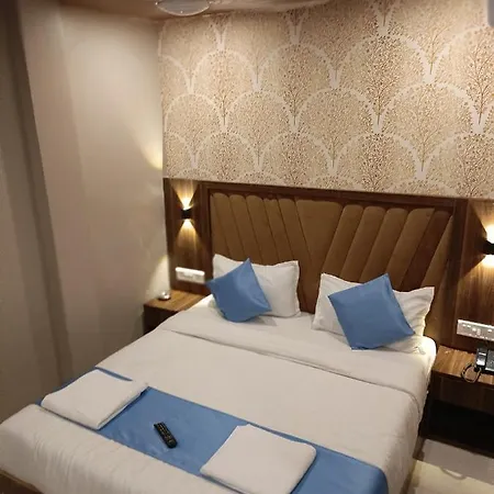 Guest house Home Stay 3*